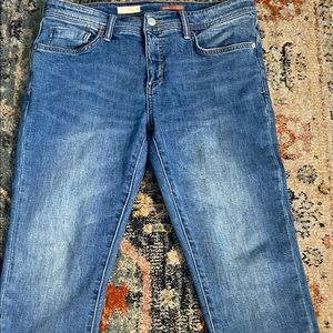 Pilcro Slim Boyfriend jeans!